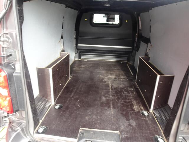 Peugeot EXPERT 231L 2.0 BlueHDI 150 Premium Pack airco 3 zits