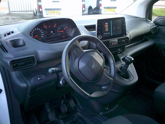 Peugeot PARTNER 1.5 BlueHDI Premium VOORZIEN VAN AIRCO+CRUISE+APPLE CARPLY !!