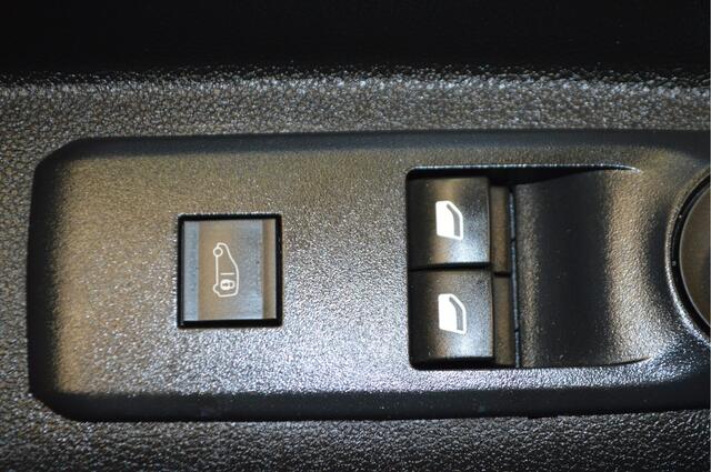 Peugeot PARTNER 1.5 BlueHDI Premium , TREKHAAK , NAVI VIA APP , IMPERIAL ,AIRCO , CR CONTR ,