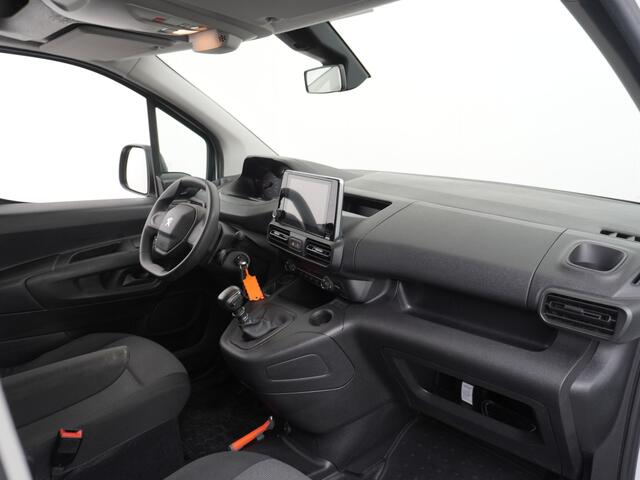 Peugeot PARTNER HDI 102pk Apple Carplay Android Navi Airco Cruise Control Pdc DAB Bluetooth Carkit 1.5 BlueHDI Premium Schuifdeur Achterdeuren met ruit Connected Electr.ramen en Spiegels CV-Afstandbediend 1500kg trekvermogen!