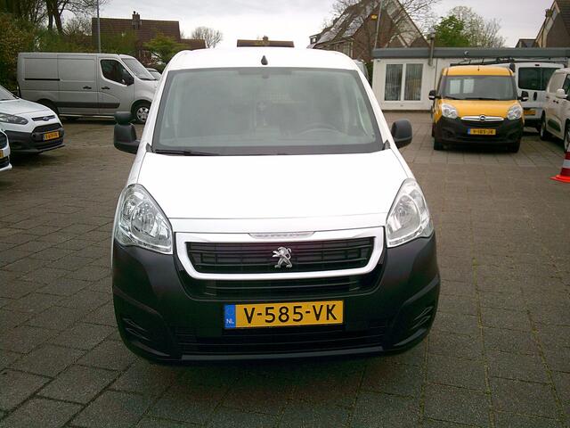 Peugeot PARTNER 120 1.6 BlueHDi 100 L1 Premium VOORZIEN VAN AIRCO+CRUISE+NAV.!!EURO 6 !!