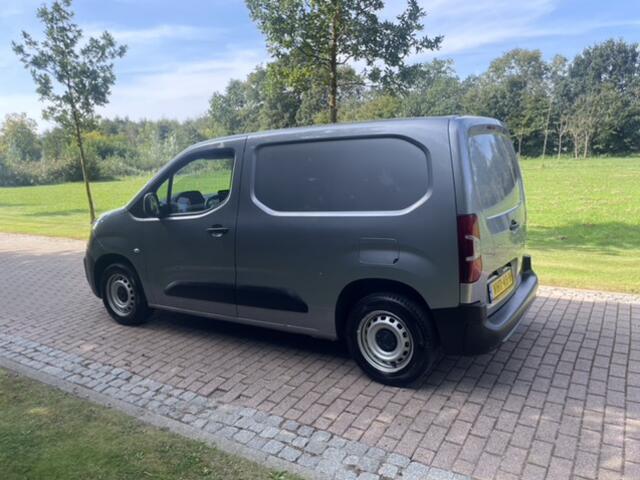 Peugeot PARTNER 1.5 BlueHDI Premium | Navigatie | Cruise control | Airco |