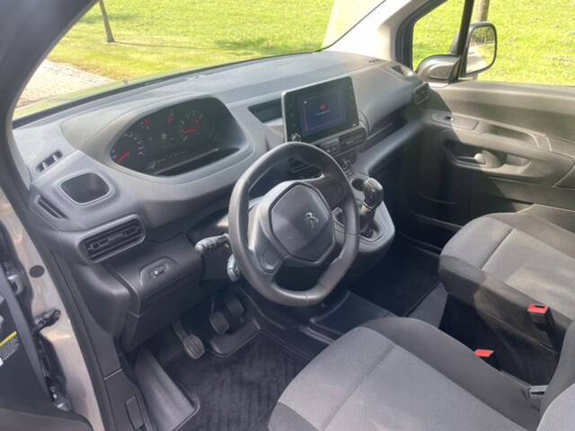 Peugeot PARTNER 1.5 BlueHDI Premium | Navigatie | Cruise control | Airco |