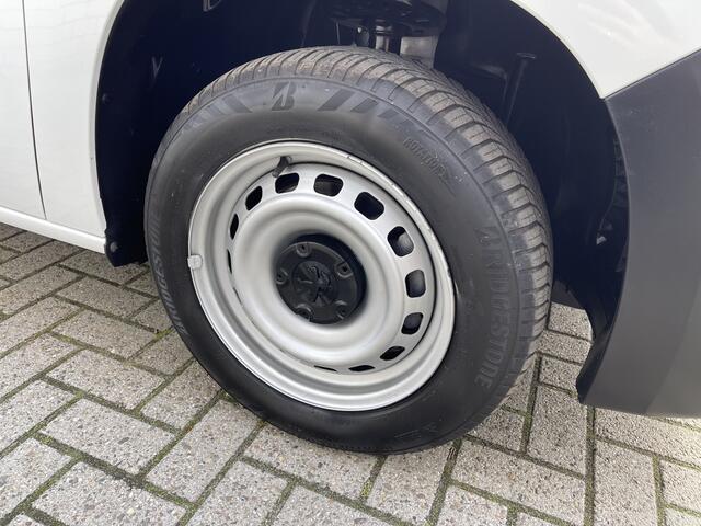 Peugeot PARTNER 1.5 BlueHDI Premium / vaste prijs rijklaar ¤ 12.750 ex btw / lease vanaf ¤ 215 / euro 6 diesel / bpm vrij / airco / cruise / trekhaak / schuifdeur !