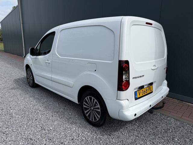 Peugeot PARTNER 120 1.6 BlueHDi 75 L1 Premium Pack 3-zitter