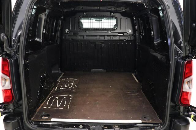 Peugeot PARTNER 1.5 BlueHDI Pro 75 PK | Handgeschakeld | Imperiaal | 2-zits | Trekhaak | Laadvloer | Airco | Radio | 1e eigenaar