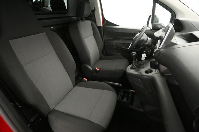 Peugeot PARTNER 1.5 BlueHDI L1H1 | MARGE! | Airco Carplay Trekhaak Navi Imperiaal Schuifdeur