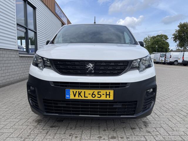 Peugeot PARTNER 1.2 PureTech Premium / benzine grijs kenteken / vaste prijs rijklaar ¤ 13.450 ex btw / airco / cruise control / schuifdeur / navigatie / armsteun / euro 6 / lease vanaf ¤ 227