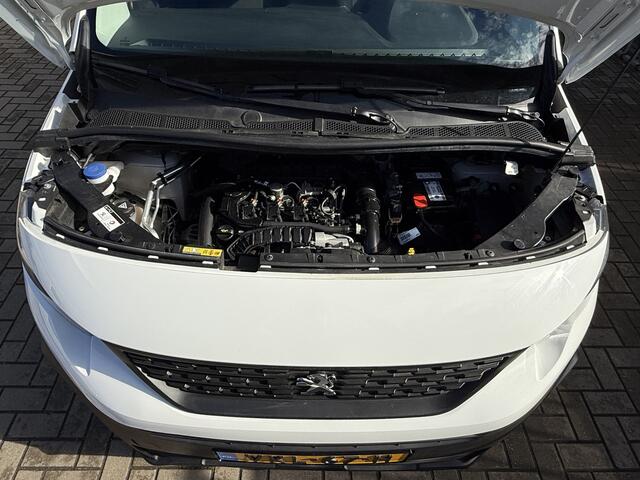 Peugeot PARTNER 1.2 PureTech 111PK Benzine Premium EMISSIE VRIJE ZONE/ Navigatiesysteem/cruise control/CarPlay