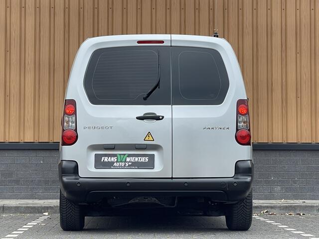 Peugeot PARTNER 1.6 BlueHDi 75 L1 Premium | Marge | Apple Carplay | Dealer Onderhouden | Airconditioning | Cruise Control | Navigatie | Radio | Elektrische Ramen |