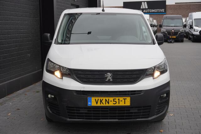 Peugeot PARTNER 1.2 110PK Benzine - Airco - Navi - Cruise - ¤ 10.950,- Excl.