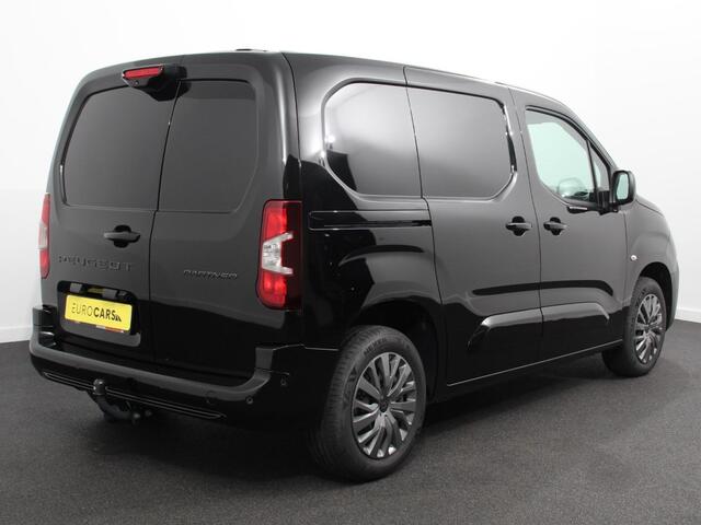 Peugeot PARTNER 1.5 BlueHDi 130 EAT8 S&S L1 Automaat Navigatie Apple Carplay / Android Auto DAB trekhaak Cruise Control Airco Houten bekleding laadruimte