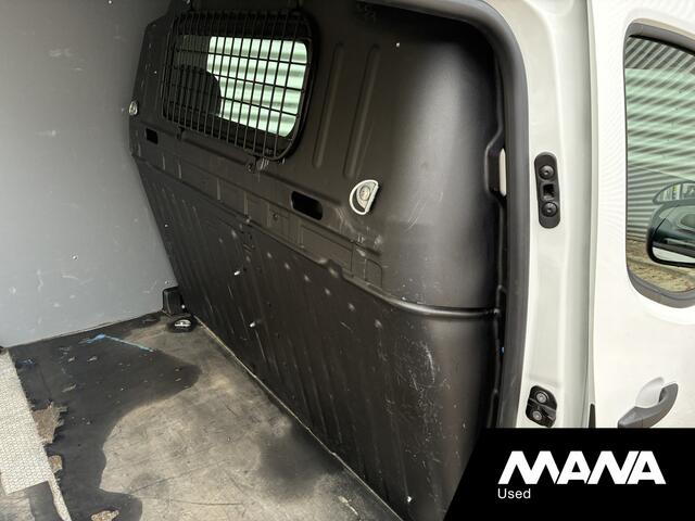 Peugeot PARTNER 1.5 BlueHDI 130PK L1H1 Automaat Premium Carplay Trekhaak Cruise Sensoren