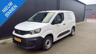 peugeot-partner-1.2-airco-3-persoon