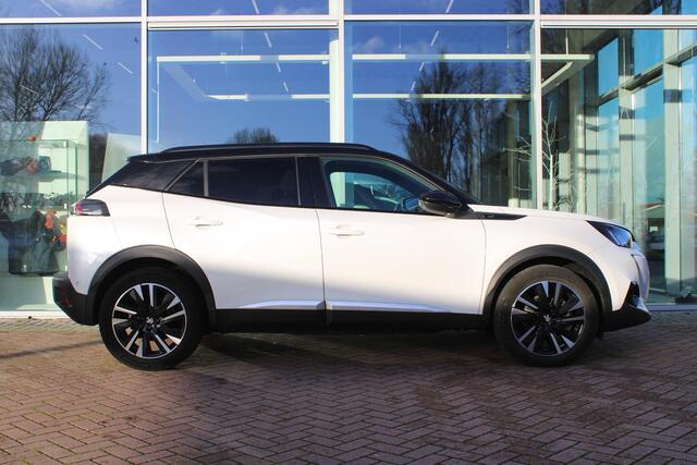 Peugeot e-2008 EV GT Première 1 fase 50 kWh