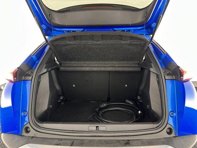 Peugeot e-2008 EV GT 50 kWh (INCL.BTW) Aut. *PANO | ADAPTIVE-CRUISE | DIGI-COCKPIT | FULL-LED | BLIS | KEYLESS | MICROFIBRE-LEATHER | CAMERA | APP.CONNECT | CCS-FASTLOADER | DAB+ | NAVI-FULLMAP | ECC | PDC | SPORT-SEATS