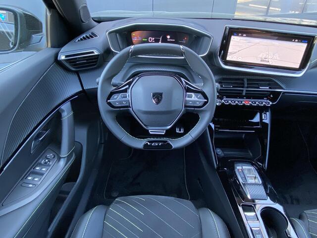 Peugeot e-2008 EV GT Avantage 54 kWh | NIEUW | Navigatie | Camera voor & achter | Stoelverwarming | tot 343km WLTP Actieradius