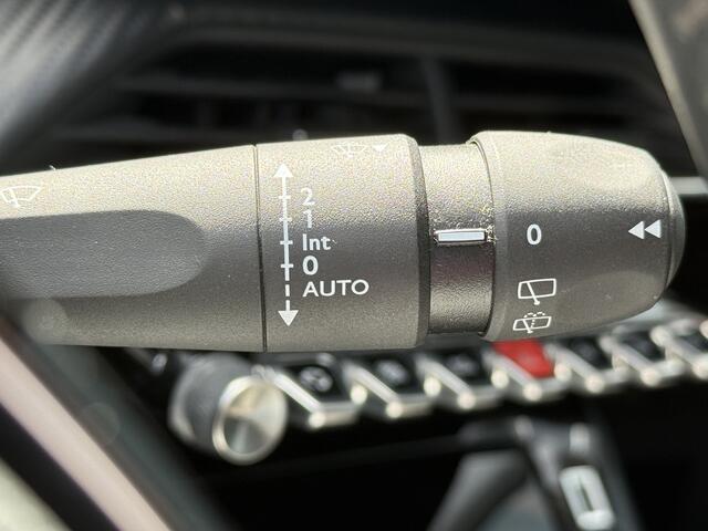 Peugeot e-2008 BWJ 2021 136 PK EV Blue Lease Allure 50 kWh