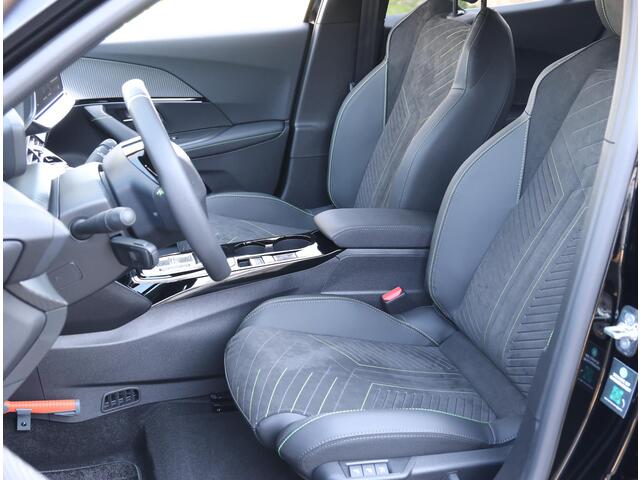 Peugeot e-2008 EV GT Avantage 54 kWh | AUTOMAAT | AppleCarplay/Android Auto | Navigatie | Keyless | Adaptive Cruise Control | Climate Control | Camera | FULL LED | Sfeerverlichting | Stoelverwarming |