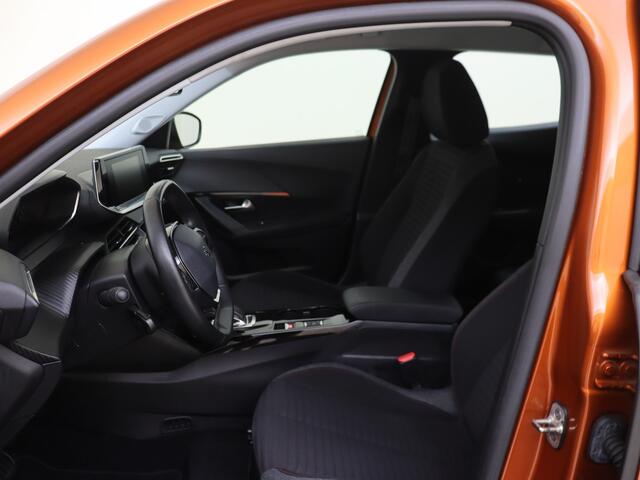 Peugeot e-2008 EV Active 50 kWh