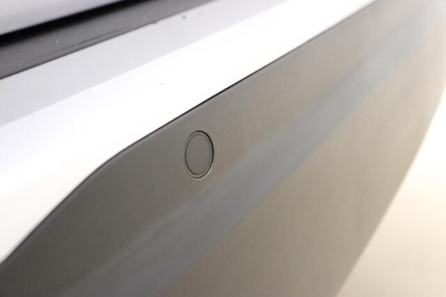 Peugeot e-2008 EV GT Pack 50 kWh 136pk | Navigatie | Climate Control | Stoelverwarming | Keyless entry start | Camera | Cruise Control Adaptief