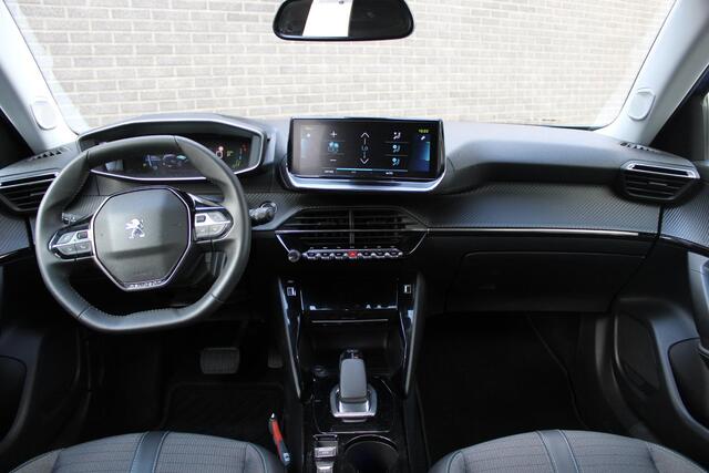 Peugeot e-2008 EV Allure Pack 50 kWh Navigatie, CruiseControl, Keyless Start, Airco, Applecarpl./Andr. Auto