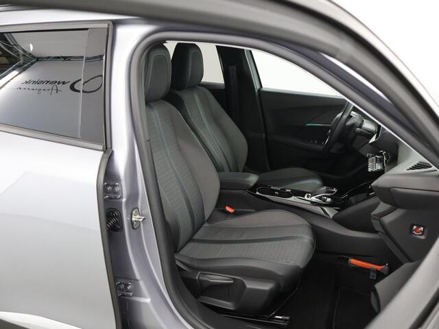 Peugeot e-2008 EV Blue Lease Allure 50 kWh | Navigatie | Parkeercamera | Climate Control | Keyless Go |