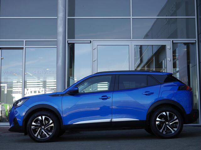 Peugeot e-2008 EV Allure 50 kWh | Stoelverwarming | Lichtmetalen velgen | Parkeersensoren | Cruise control | Climate control | Keyless entry & start | Navigatie | Led