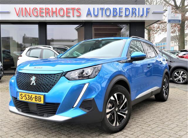 Peugeot e-2008 EV Allure 50 kWh *** 100% Elektrisch *** Navigatie & Spotify via Apple Carplay / Android Auto * L.M. Velgen * DAB Radio * 1/2 Lederen bekleding * Keyless Start Button * Cruise Control * Vingerhoets; Vierde Generatie Eersteklas Service !