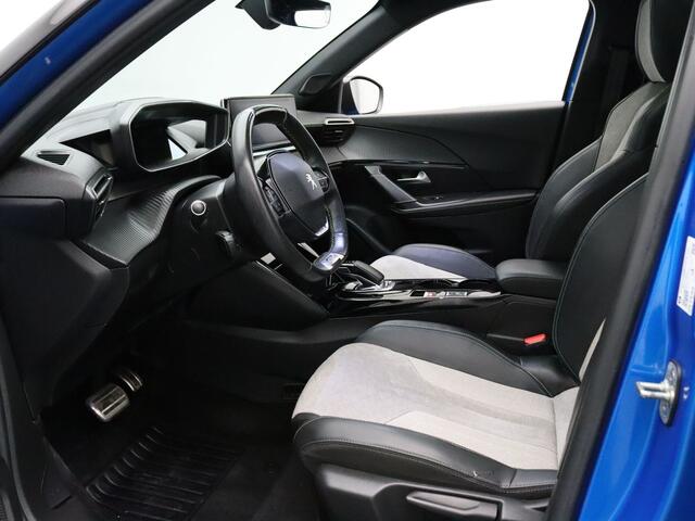 Peugeot e-2008 EV GT 50 kWh 360° Camera | Adapt. Cruise | Parkeersens. v+a | Stoelverw. | Panoramadak