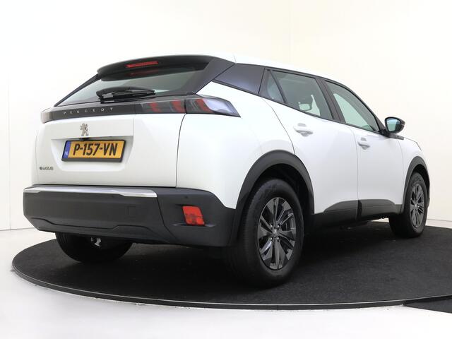 Peugeot e-2008 EV Active Pack 50 kWh | Carplay | Navi | Camera |