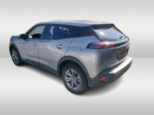 Peugeot e-2008 EV Active 50 kWh / SoH 92.3% / Camera / Navigatie / Keyless / 16'' / Stoelverwarming / DAB / Cruise Control