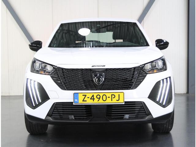 Peugeot e-2008 EV Active 54 kWh 156PK | 1ste eigenaar | AppleCarPlay/AndroidAuto | Armsteun | Climate Control | Cruise Control | Camera | FULL LED | Navigatie | Parkeersensoren | Isofix |