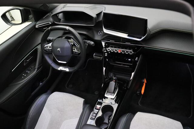 Peugeot e-2008 EV GT Pack 50 kWh | Volledig Elektrische | WLTP 342KM | AUTOMAAT | Panoramisch Schuif/Kantel Dak | Adaptive Cruise Control | Stoelverwarming Voor | Dodehoek Detectie |