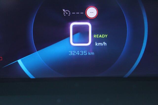 Peugeot e-2008 EV GT 50 kWh | Private lease 369,- p.m. ! |