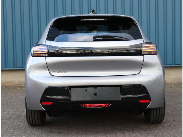 Peugeot e-208 EV Allure Avantage 51 kWh | Navigatie | Achteruitrijcamera | AppleCarPlay/AndroidAuto | CruiseControl | ClimateControl |