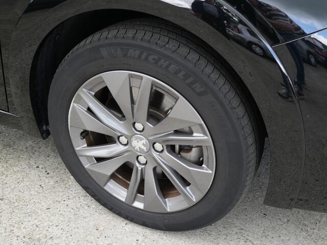 Peugeot e-208 EV ACTIVE PACK 50 kWh | CARPLAY | LED | CRUISE | 3-FASE | BTW-AUTO!!