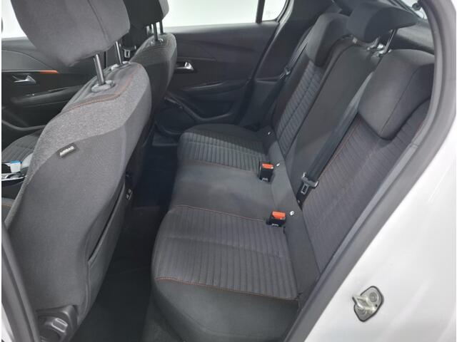 Peugeot e-208 EV Active 50 kWh Apple carplay / DAB ontvanger / Cruise control