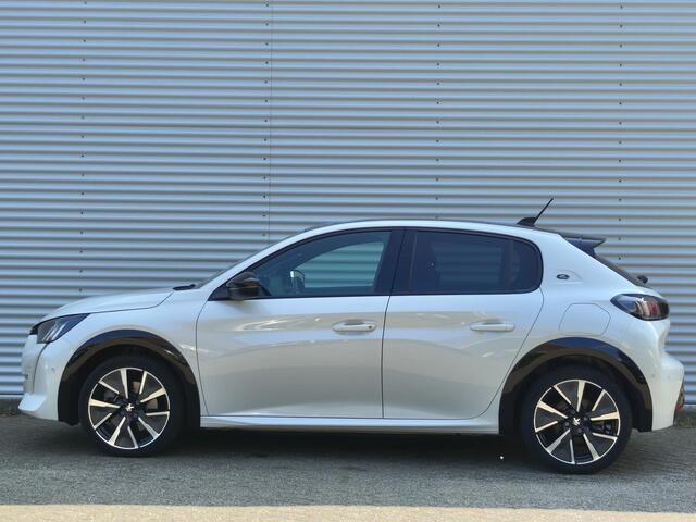 Peugeot e-208 GT EV 3-FASEN 50kWh 136pk | BLACK DIAMOND | PANODAK | NAVI | STOELVERW. | CAMERA | DODEHOEKBEW. | DRAADLOZE TELEFOONLADER