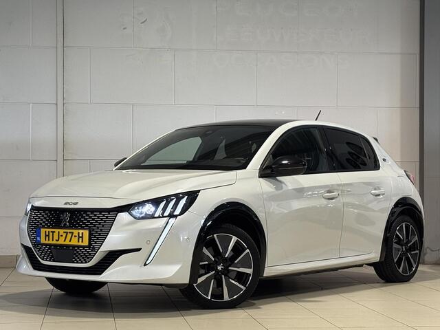 Peugeot e-208 EV GT Pack EV 3-fasen 50kWh 136pk AUTOMAAT | ALCANTARA | PANODAK | DODEHOEKBEW. | ADAPTIVE CRUISE | NAVI | STOELVERW. | CAMERA | DAB+ | LM-VELGEN 17" |