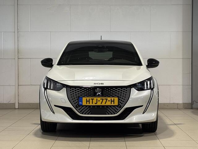 Peugeot e-208 EV GT Pack EV 3-fasen 50kWh 136pk AUTOMAAT | ALCANTARA | PANODAK | DODEHOEKBEW. | ADAPTIVE CRUISE | NAVI | STOELVERW. | CAMERA | DAB+ | LM-VELGEN 17" |