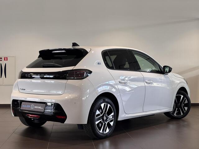 Peugeot e-208 Allure EV 3-FASEN 51kWh 156pk | NIEUW | APPLE CARPLAY / ANDROID AUTO | LONG RANGE | GRATIS 11KW LAADSTATION | PARKEERHULP | CLIMA | ALL-SEASON BANDEN |