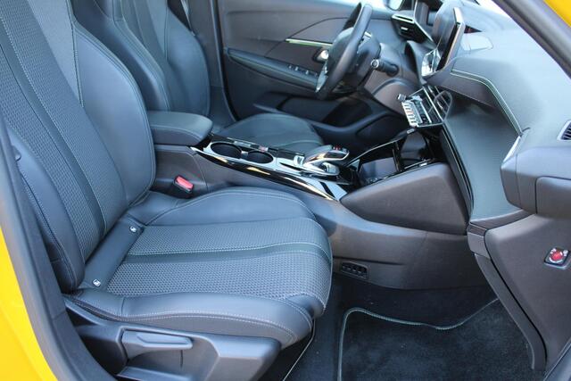 Peugeot e-208 EV GT 350 50 kWh Airco Navi Panoramadak Carplay Dealer onderhouden