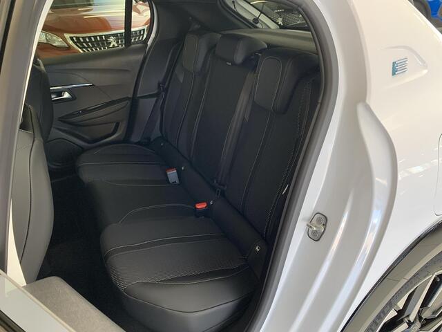 Peugeot e-208 EV GT 51 kWh | NAVIGATIE | 360 GRADEN CAMERA |