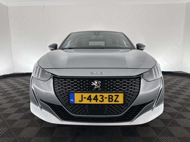 Peugeot e-208 EV GT 350 50 kWh (INCL-BTW) *PANO | FULL-LED | DIGI-COCKPIT | BLINDSPOT | CAMERA | LEATHER-ALCANTARA | AMBIENT-LIGHT | NAVI-FULLMAP | LANE-ASSIST | KEYLESS | DAB | CCS-FASTLOADER | HEATED-SPORT-SEATS | 17"ALU