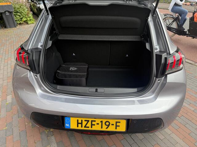 Peugeot e-208 EV GT 350 50 kWh als nieuw