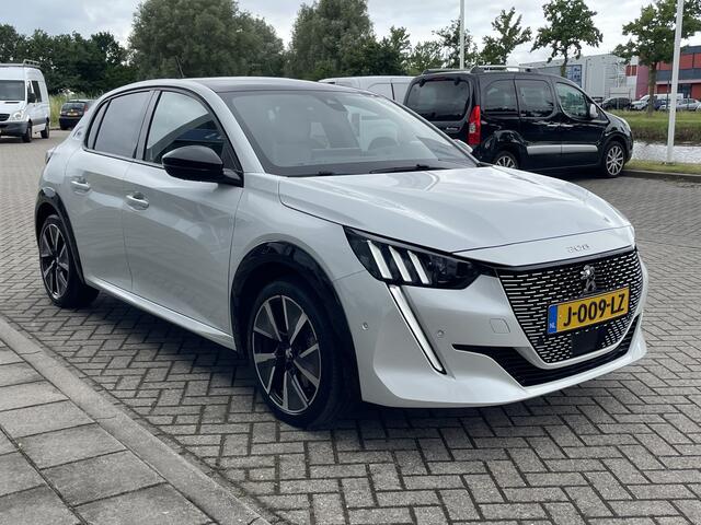 Peugeot e-208 EV GT 350 50 kWh | Stoelverwarming | Achteruitrijcamera | Apple carplay | ¤2000 inruilpremie ! Info: 0492-588974