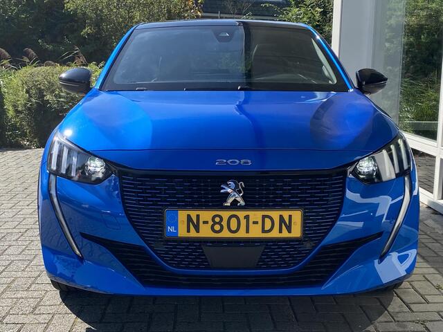 Peugeot e-208 EV GT Pack 50 kWh | Panoramadak | 3-Fase | Achteruitrijcamera | Navigatie | 100kw Snelladen | Adaptieve Cruise Control | Full LED | Dodehoek detectie
