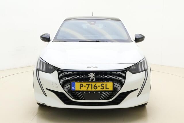 Peugeot e-208 EV GT 350 50 kWh | Panorama Dak | 3D-Cockpit | Climate & Cruise Control |Stoelverwarming | Achteruitrijd Camera | Dode Hoek Sensoren |