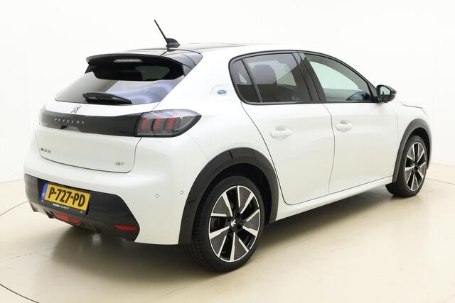 Peugeot e-208 EV GT 350 50 kWh Panoramadak | Navigatie | Stoelverwarming